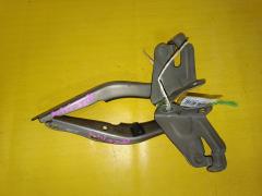 Крепление капота на Toyota Corolla Fielder NZE144G Фото 2