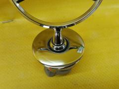 Эмблема на Mercedes-Benz C-Class W204.241 271.950 Фото 2