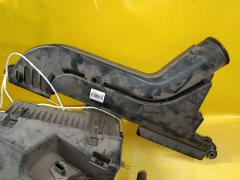 Корпус воздушного фильтра на Nissan Teana TNJ32 QR25DE Фото 2