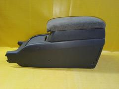 Подлокотник на Toyota Mark II GX105, Переднее расположение