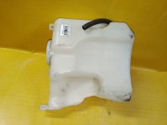 Бачок омывателя A2038600860 на Mercedes-Benz C-Class Station Wagon S203.246 271.946 Фото 3