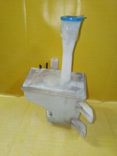 Бачок омывателя на Nissan Bluebird Sylphy QG10 QG18DE