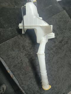 Бачок омывателя на Mazda Atenza GH5FP L5-VE Фото 4