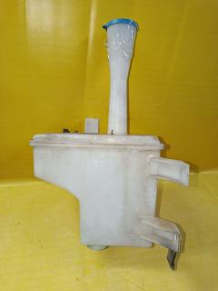 Бачок омывателя на Nissan Ad Van VHNY11 QG18DE