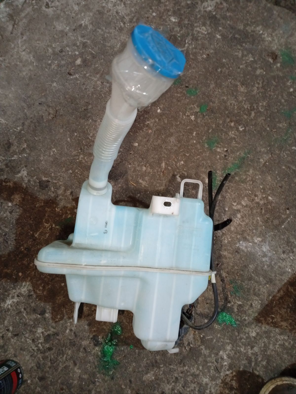 Бачок омывателя на Mazda Atenza GJ2FW Фото 4