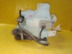 Бачок омывателя на Subaru Legacy Wagon BR9 Фото 4