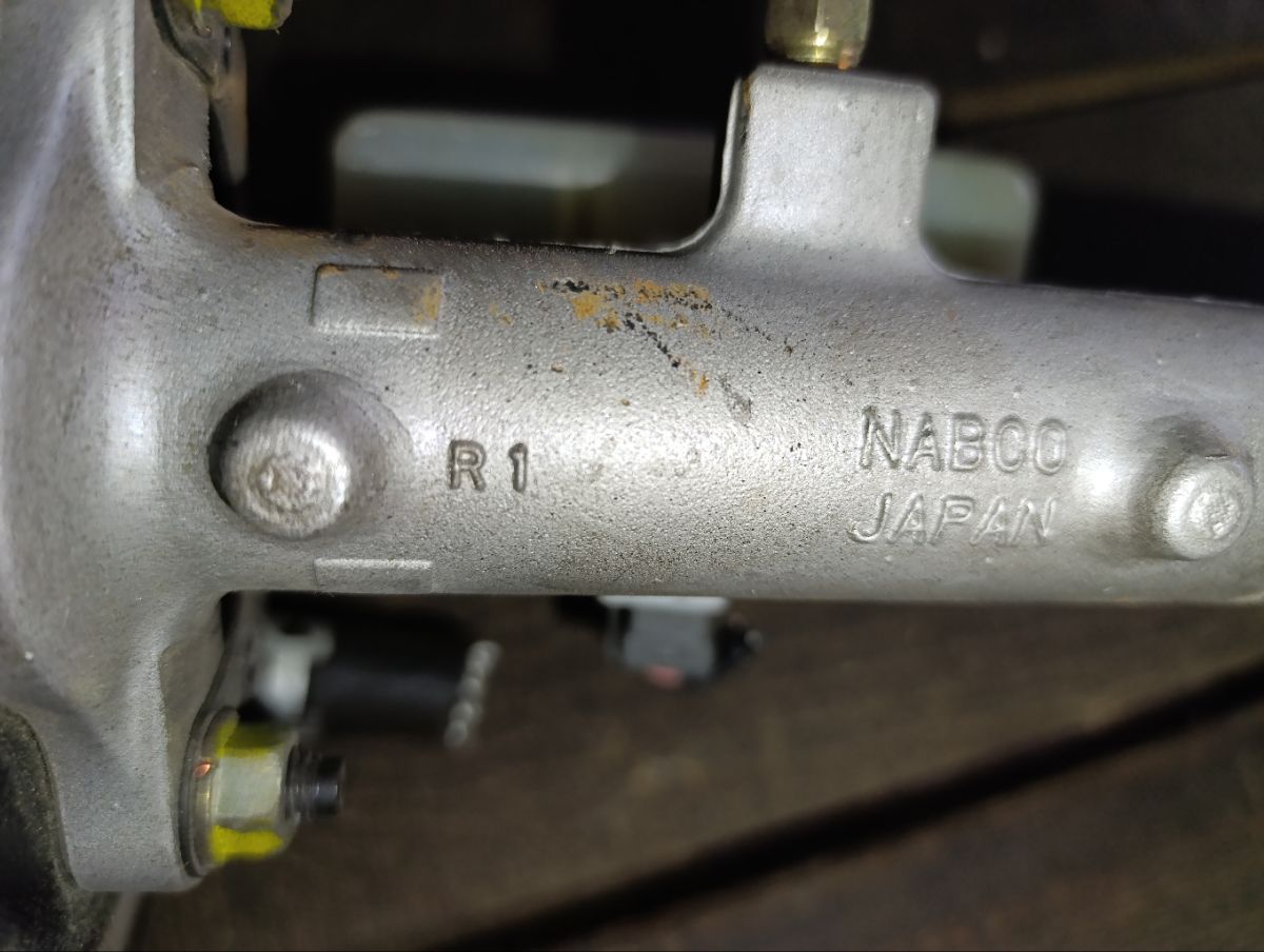 Главный тормозной цилиндр на Subaru Legacy Lancaster BH9 EJ254 Фото 12