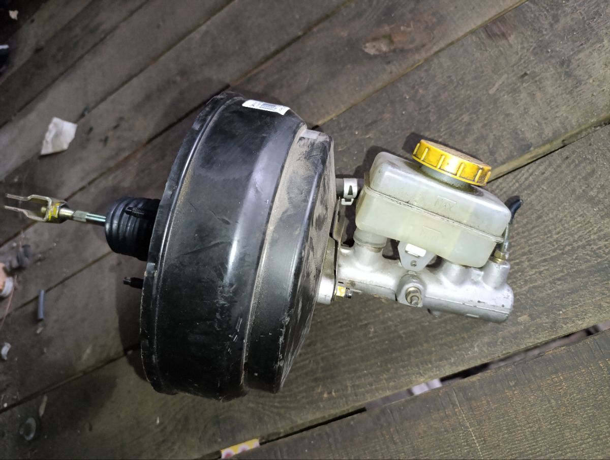 Главный тормозной цилиндр на Subaru Legacy Lancaster BH9 EJ254 Фото 15