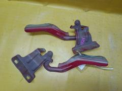 Крепление капота на Nissan X-Trail NT31 Фото 2