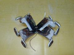 Петля двери шарнирная на Nissan Bluebird Sylphy QG10 Фото 2