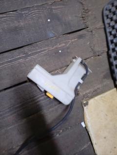 Бачок расширительный 217104U000 на Nissan Wingroad WFY11 QG15DE Фото 5