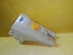 Бачок расширительный 217114U000, 217114U00A на Nissan Bluebird Sylphy QG10 QG18DE Фото 2
