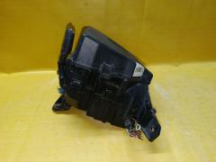 Блок предохранителей на Toyota Corolla Fielder NZE144G 1NZ-FE Фото 2