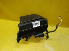 Блок предохранителей на Mitsubishi Grandis NA4W 4G69 Фото 4