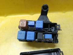 Блок предохранителей на Nissan Wingroad WFY11 QG15DE Фото 4