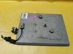 Подставка под аккумулятор на Toyota Ipsum ACM21W 74450-44010