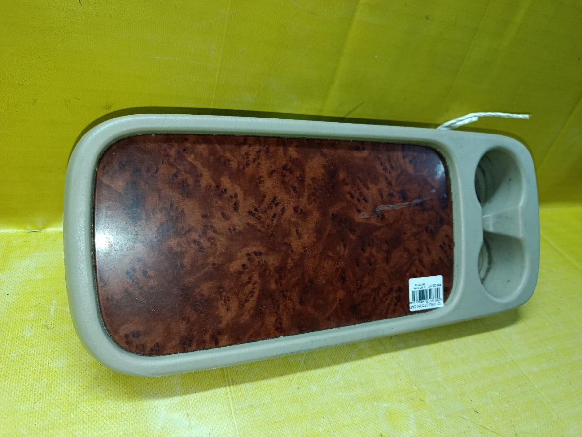 Столик салона на Toyota Ipsum ACM21W Фото 2