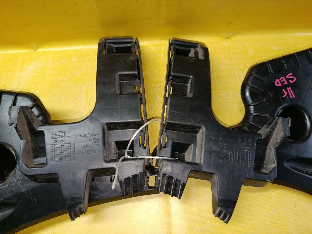 Крепление бампера 30796628, 30796627, 30795055, 30795054 на Volvo S60 FS Фото 4