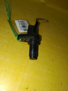 Датчик положения коленвала на Nissan Teana J32 VQ25DE Фото 2