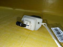 Регулятор скорости мотора отопителя 27761-70T01, 27761-70T02, 27761-70T03, 73533-FE000 на Nissan Liberty RM12 QR20DE Фото 2