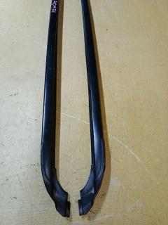 Молдинг стекла на Toyota Ipsum ACM21W Фото 5