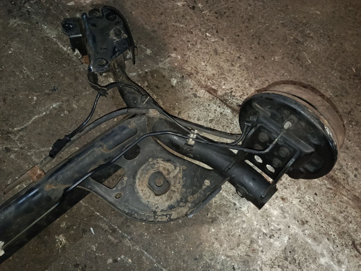 Балка подвески на Nissan March AK12 CR12DE Фото 6