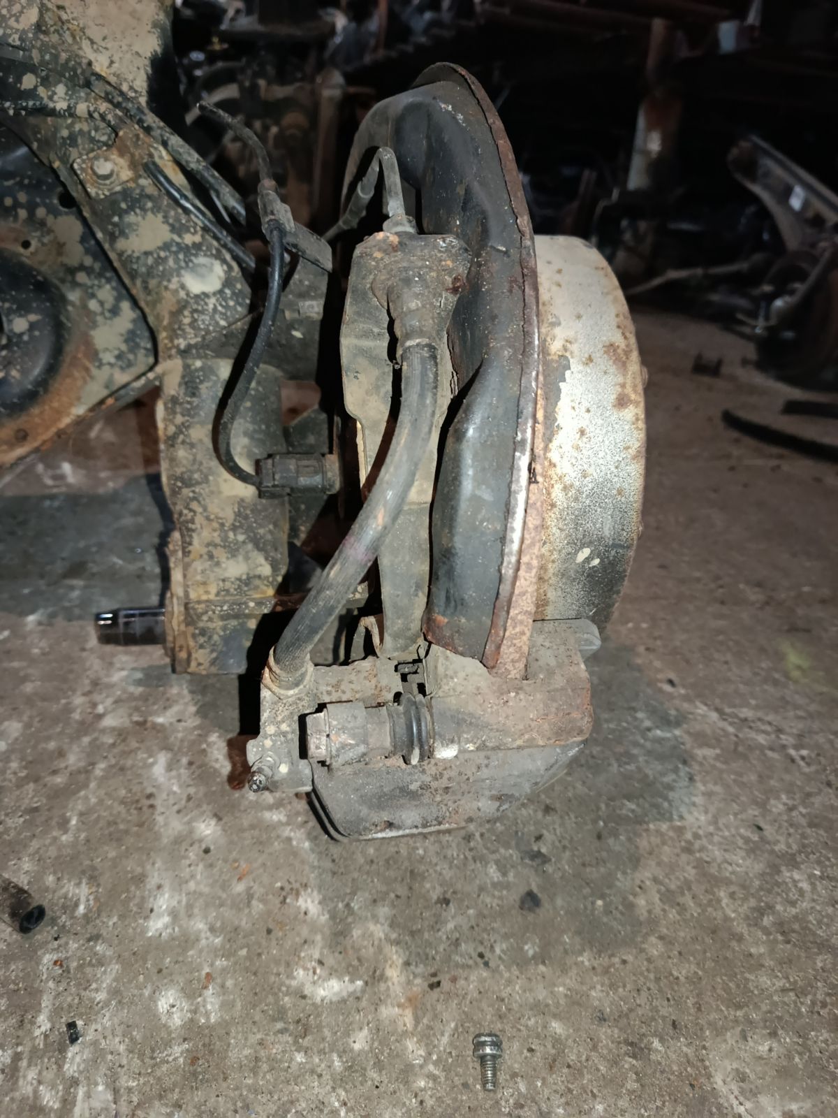 Балка подвески на Toyota Ipsum ACM21W 2AZ-FE Фото 3