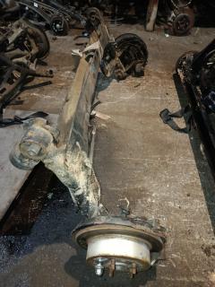 Балка подвески на Toyota Ipsum ACM21W 2AZ-FE Фото 9