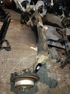 Балка подвески на Toyota Ipsum ACM21W 2AZ-FE Фото 10