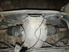 Балка подвески на Mercedes-Benz C-Class Station Wagon S203.246 271.946 Фото 10