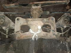 Балка подвески на Mitsubishi Grandis NA4W 4G69 Фото 7