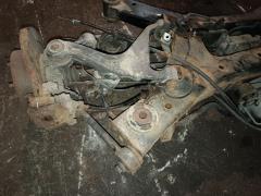 Балка подвески на Nissan Teana TNJ32 QR25DE Фото 4