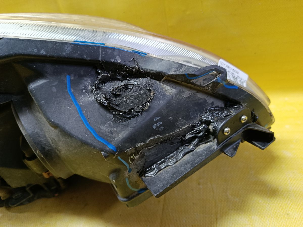 Фара 47-30 47-30,212-11P6-LDEM7 L на Toyota Prius ZVW30 Фото 8