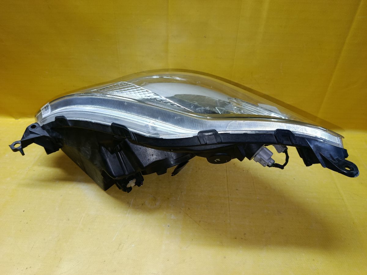 Фара 47-23 47-23,212-11G7-LDEMR, 47-16R на Toyota Prius NHW20 Фото 5