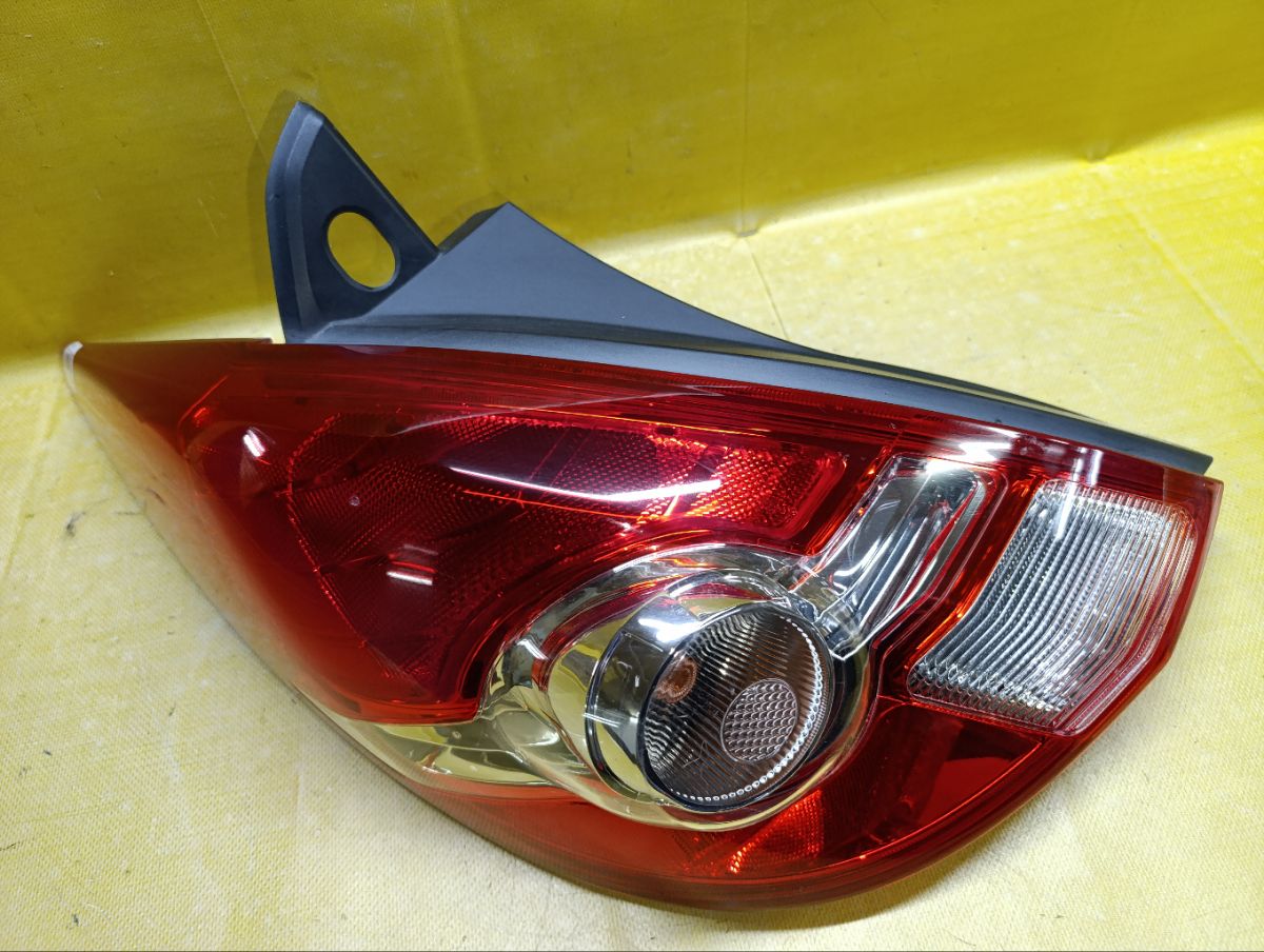 Стоп P7511 P7511,931.NS1925L, P4086L на Nissan Tiida C11 Фото 13