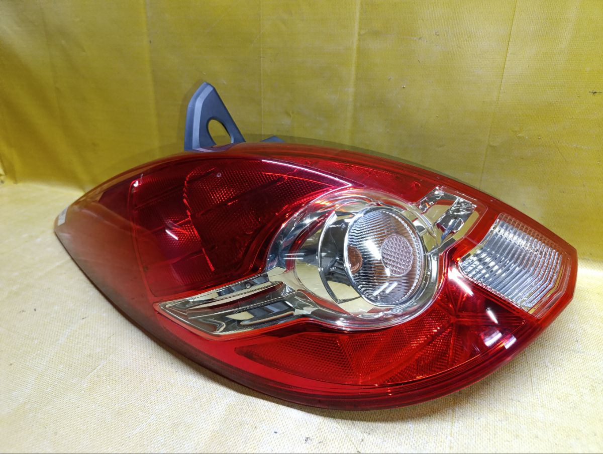 Стоп P7511 P7511,931.NS1925L, P4086L на Nissan Tiida C11 Фото 16