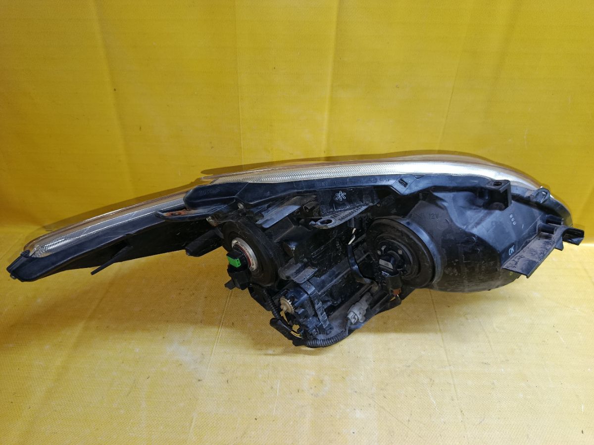 Фара 47-29 47-29,212-11P6-LDEM7 L на Toyota Prius ZVW30 Фото 5