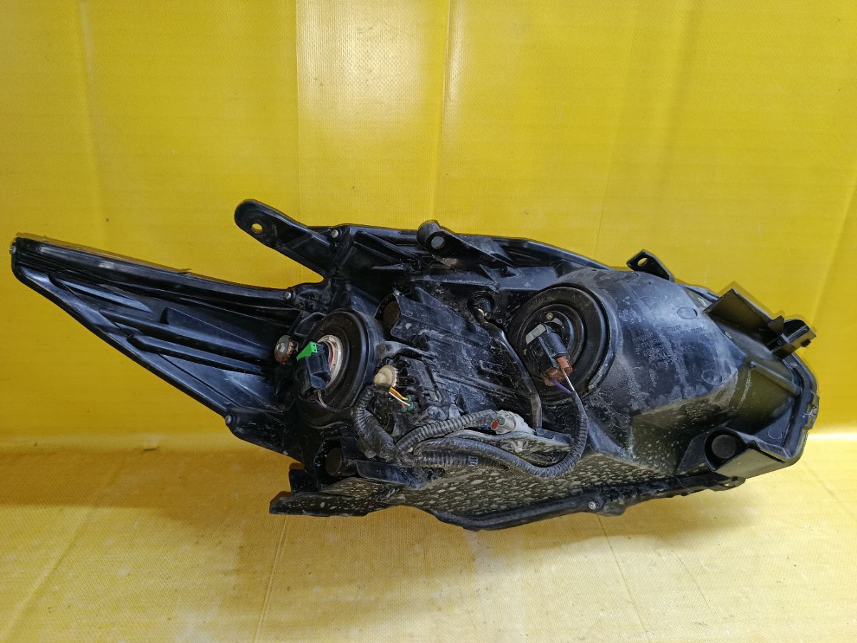 Фара 47-29 47-29,212-11P6-LDEM7 L на Toyota Prius ZVW30 Фото 6
