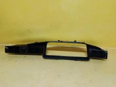 Консоль магнитофона на Toyota Crown GS151 Фото 2