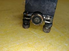 Ролик двери на Honda Elysion RR1 Фото 3