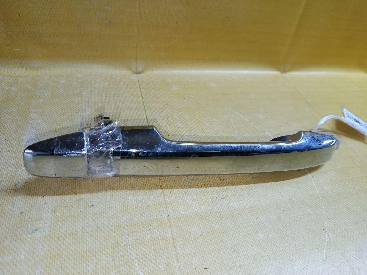 Ручка двери на Honda Odyssey RC1 Фото 1