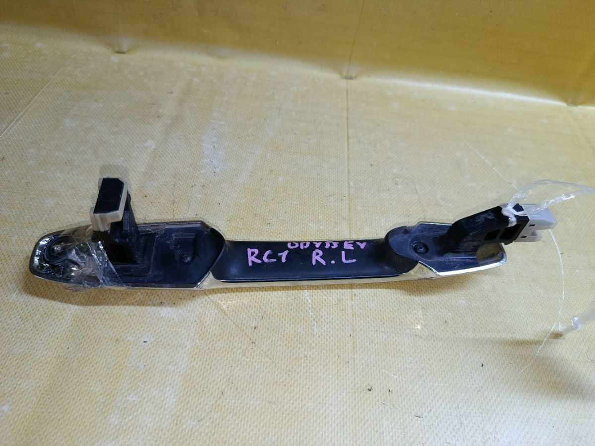Ручка двери на Honda Odyssey RC1 Фото 3