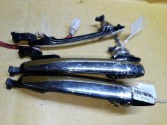 Ручка двери на Toyota Voxy ZRR70G Фото 6