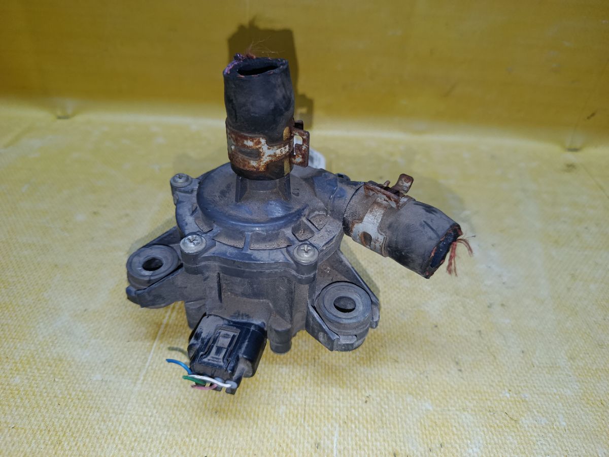 Помпа инвертора G9040-48020 на Toyota Prius ZVW30 2ZR-FXE Фото 1