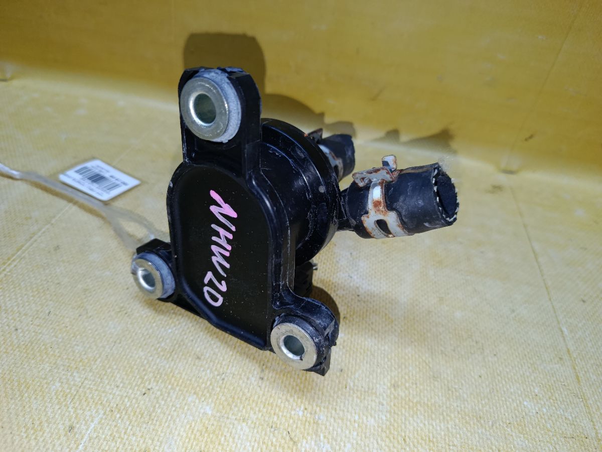 Помпа инвертора G9020-47030, G9020-47031 на Toyota Prius NHW20 1NZ-FXE Фото 2