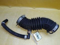 Патрубок воздушн.фильтра на Nissan Cube Z12 HR15DE Фото 3