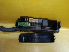 Блок предохранителей на Nissan Cube Z12 HR15DE Фото 2