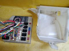 Блок предохранителей на Nissan March AK12 CR12DE Фото 3