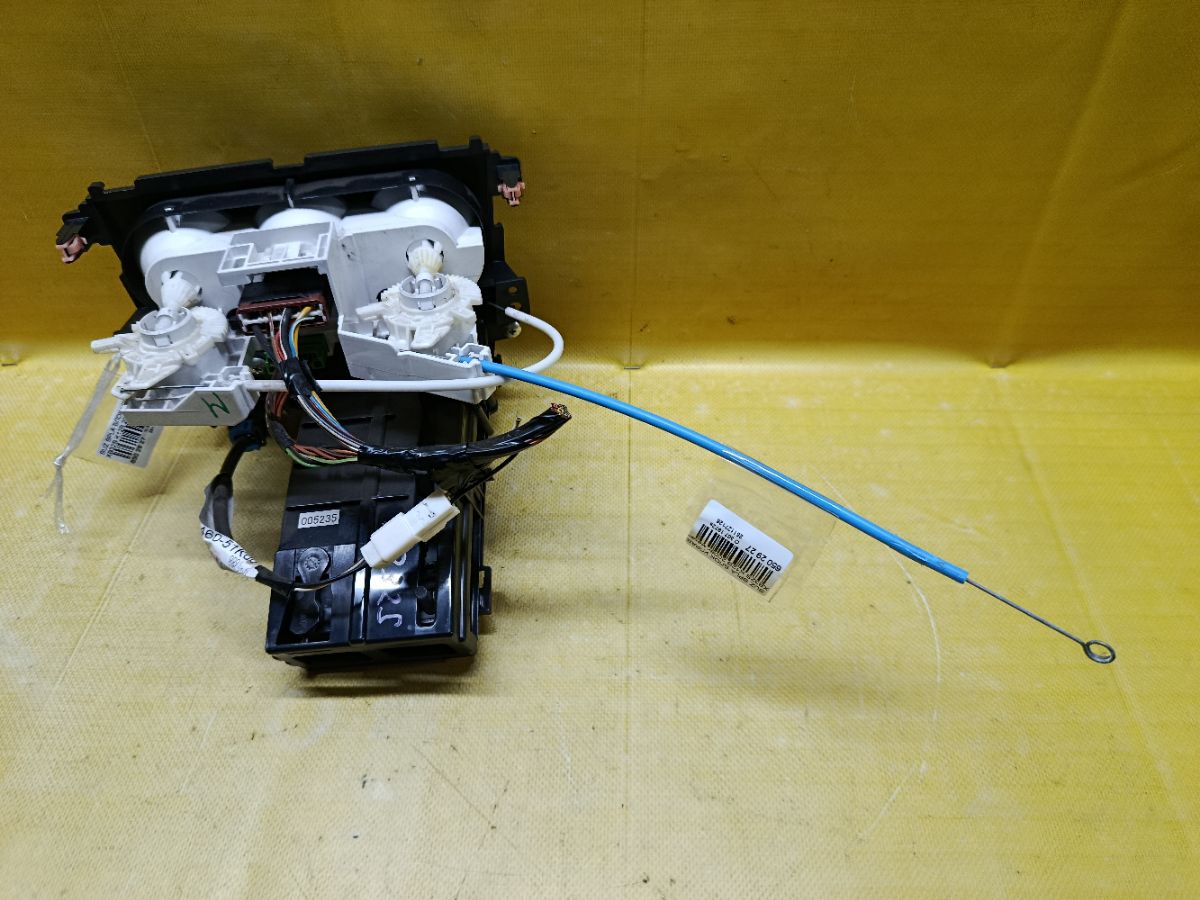 Блок управления климатконтроля на Suzuki Splash XB32S K12B Фото 4