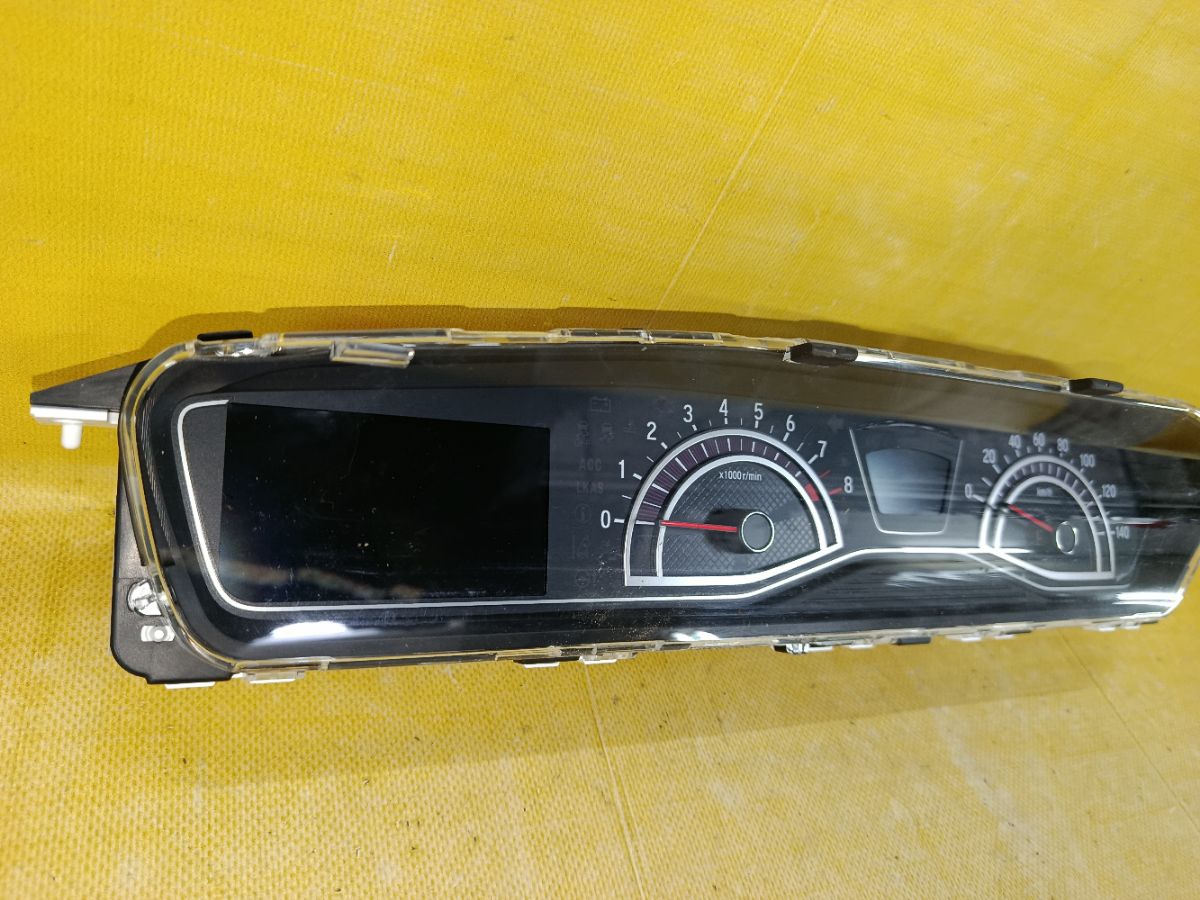 Спидометр 78100-TTA-N112 на Honda N-Box JF3 S07B Фото 3